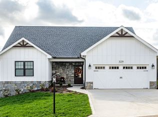 529 Simmons View Dr, Seymour, TN 37865