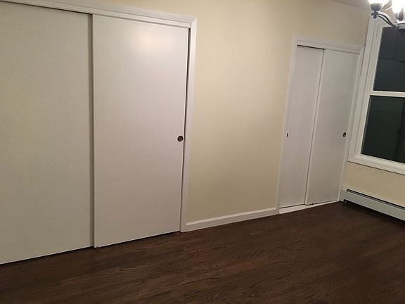 3rd image of 3085 23rd St