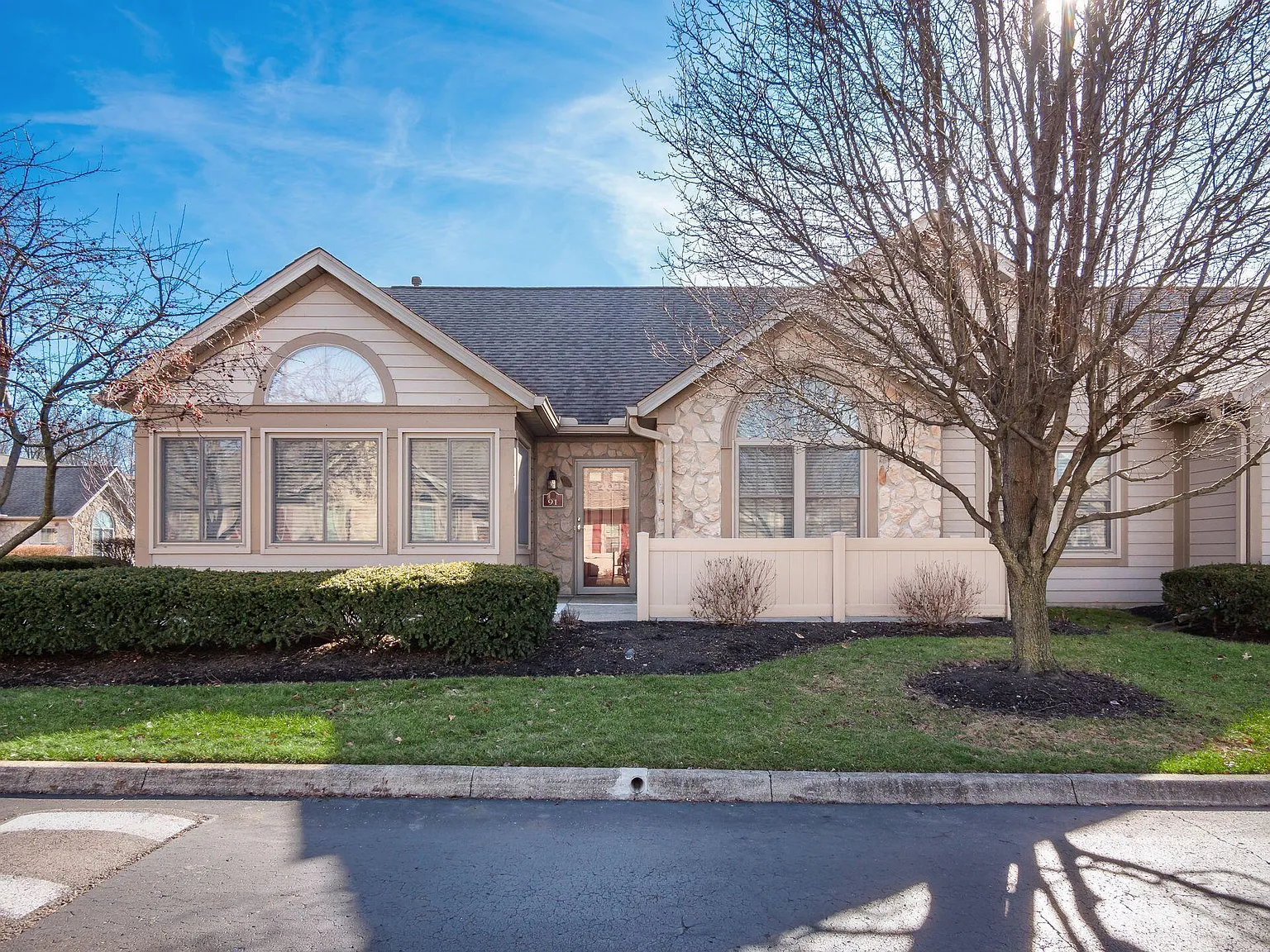 91 Villamere Dr #14 photo 1