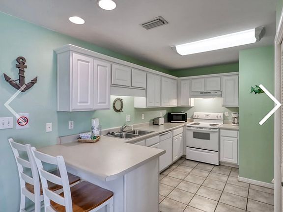 2nd image of 1477 W Lagoon Ave #205
