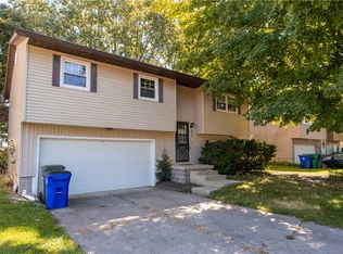 854 Hancock Dr, Decatur, IL 62521