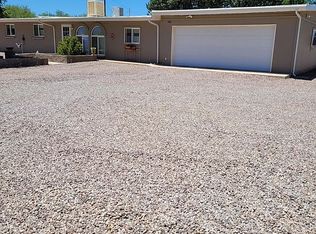 2075 N Elder Ave, Huachuca City, AZ 85616