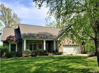 2110 Smith Rd, Hillsboro, IL 62049