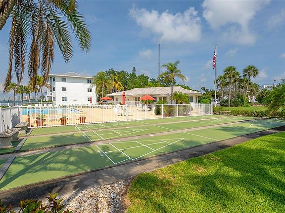 5th image of 771 John Ringling Blvd APT F24