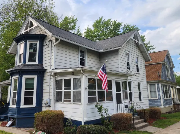 513 N Broad St, Adrian, MI 49221