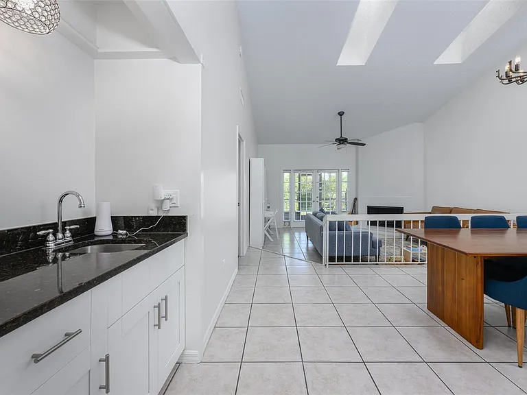 2383 Sun Valley Cir — Photo 9