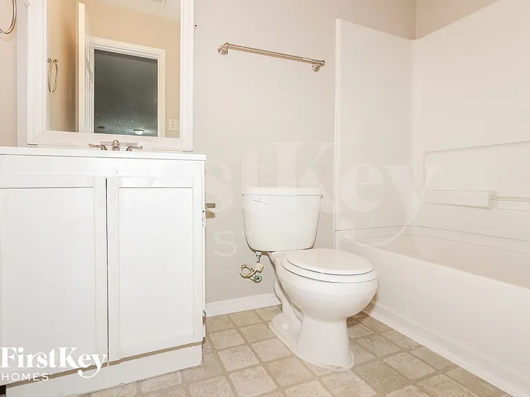 7311 Rising Brook Dr — Photo 13