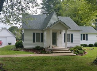 6784 N Triton Ln, Mount Vernon, IL 62864