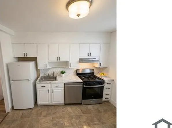 2526 S Juniper St, Philadelphia, PA 19148