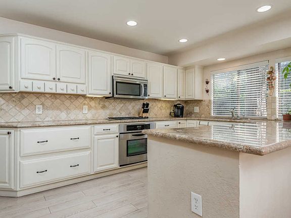 5th image of 2264 Birch Glen Ave #147