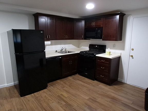 2nd image of 9 Tiffany Rd APT 1