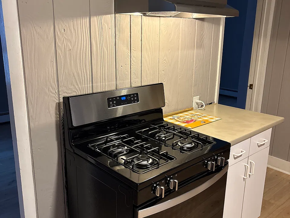 55 Maitland St #2