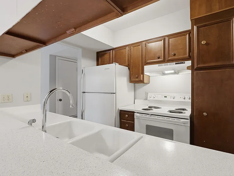 8702 Village Dr #123 — Photo 12