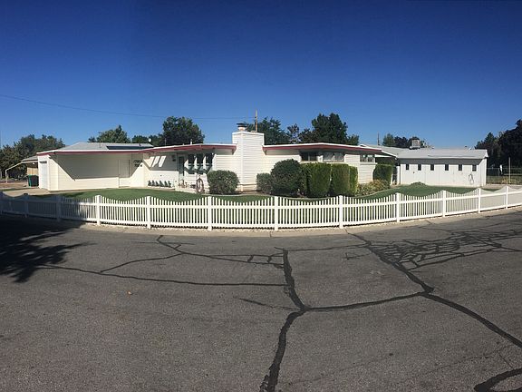 corner lot 
