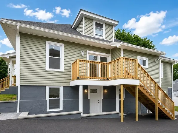 71 Henshaw St #1, Worcester, MA 01603