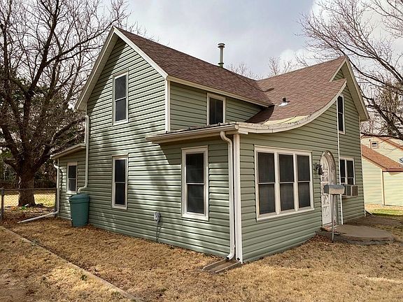4th image of 509 Corse Ave