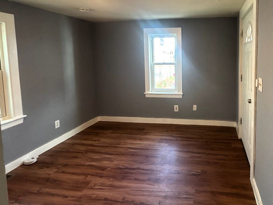 1st image of 40A Congress St