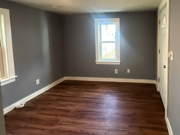 40A Congress St, Rochester, NH 03867