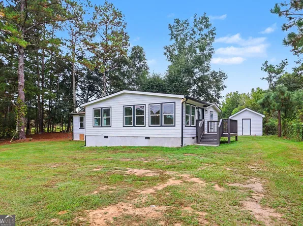 219 Lake Cir, Newnan, GA 30263