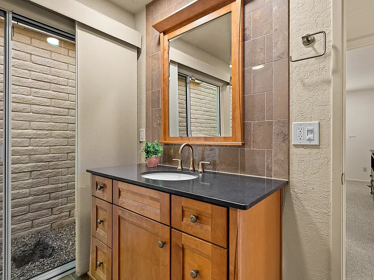 4525 E Camino De Oro — Photo 32