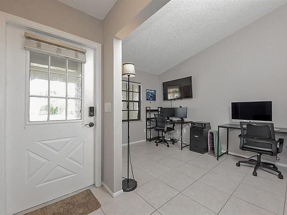 4th image of 2270 SE Breckenridge Cir