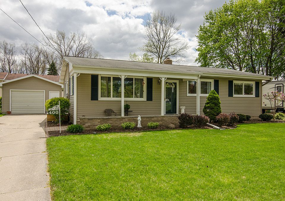 1st image of 400 Eastlawn Dr