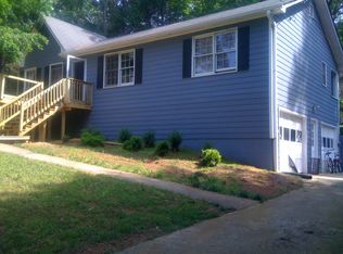 3904 Dollar Cir, Suwanee, GA 30024