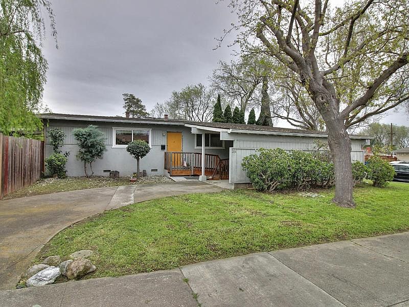 2nd image of 284 Autrey St