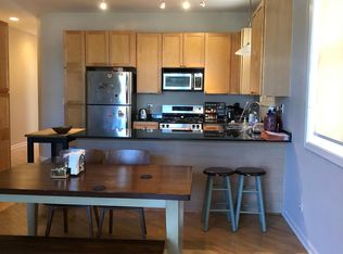 2215 W Augusta Blvd APT 2W, Chicago, IL 60622