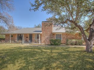 1805 Ems Rd E, Fort Worth, TX 76116