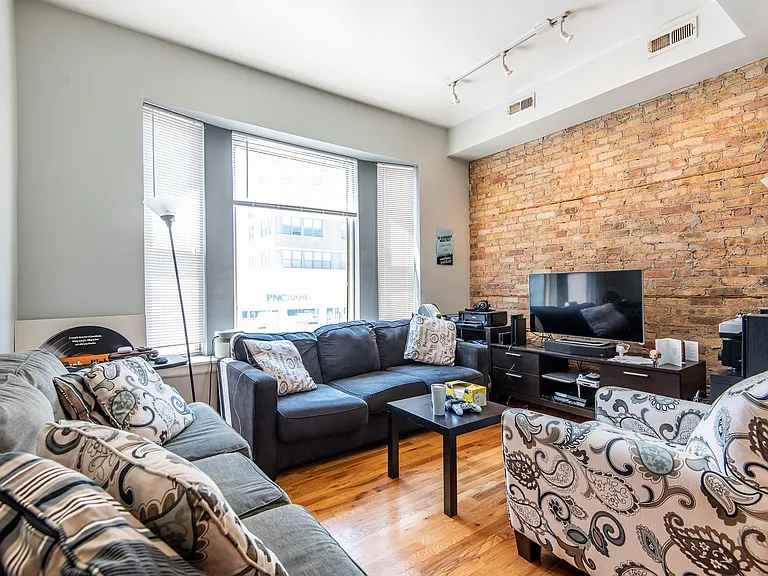 4403 N Broadway St #2 — Photo 2