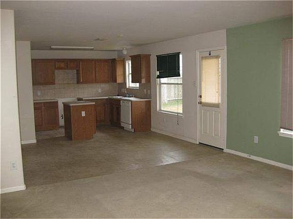 4th image of 20915 New Leaf Ct