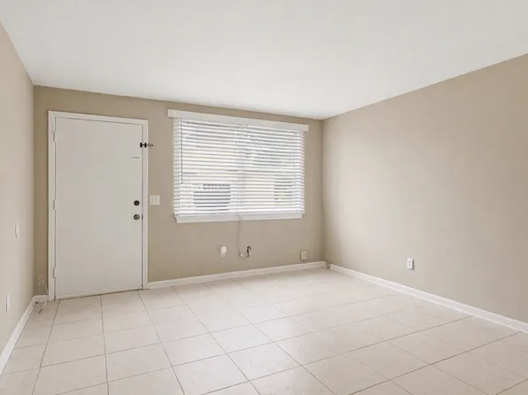 11628 Charlie Rd, Jacksonville, FL