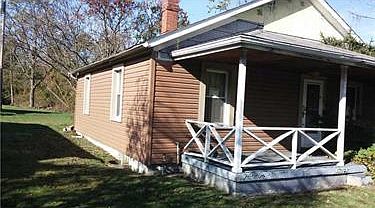 2nd image of 23 Hillman St