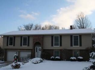 22W389 Glen Valley Dr, Glen Ellyn, IL 60137