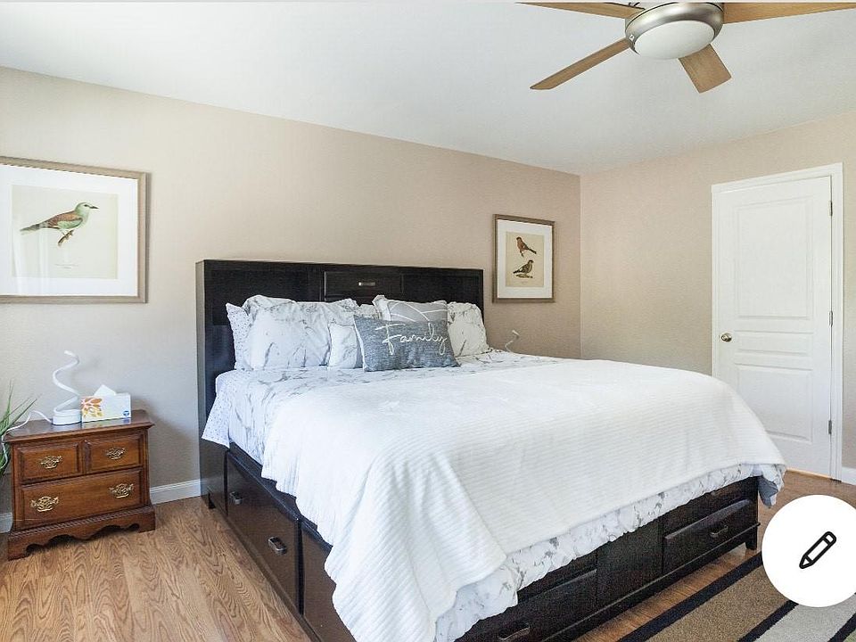 Large master bedroom with a king size bed