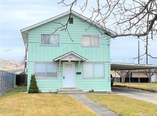 611 N 7th St, Yakima, WA 98901