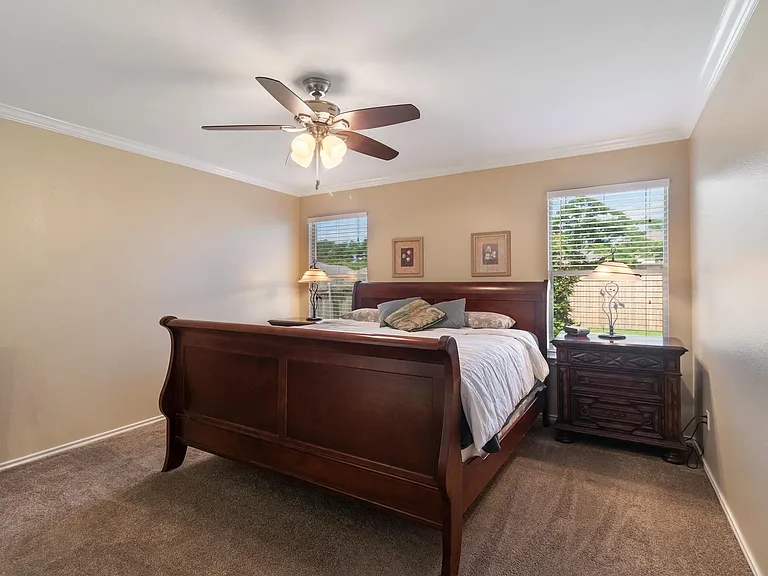 413 Quail Hollow Dr — Photo 12