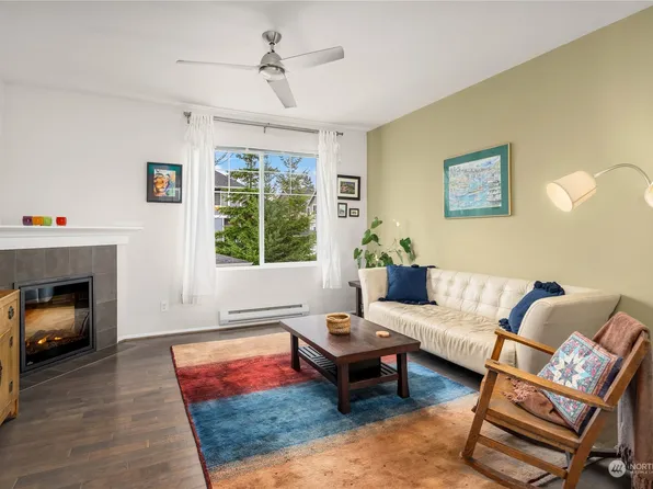 6416 Highpoint Drive SW, Seattle, WA 98126