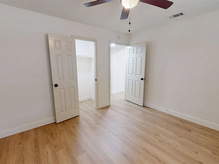614 W Heard St #5 — Photo 9