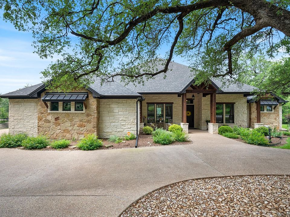 1st image of 408 Salado Creek Pl