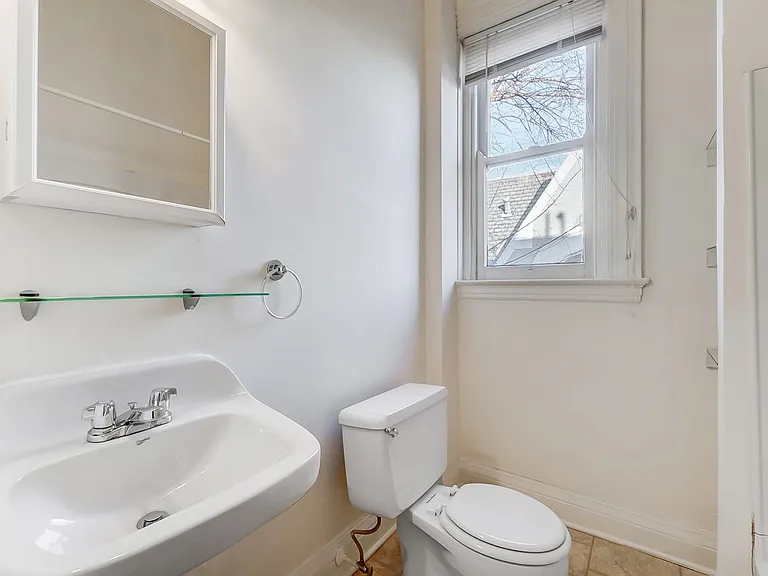 508 Greenup St — Photo 38
