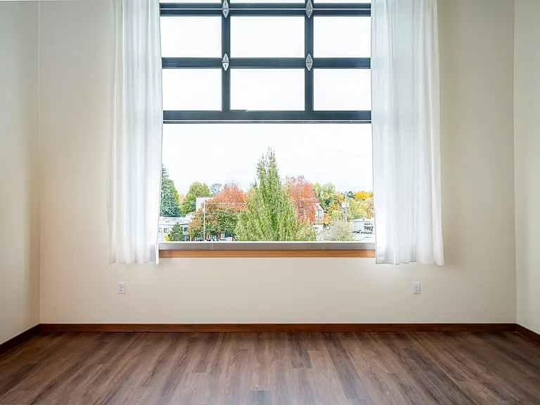 Sandy Rose Lofts — Photo 16