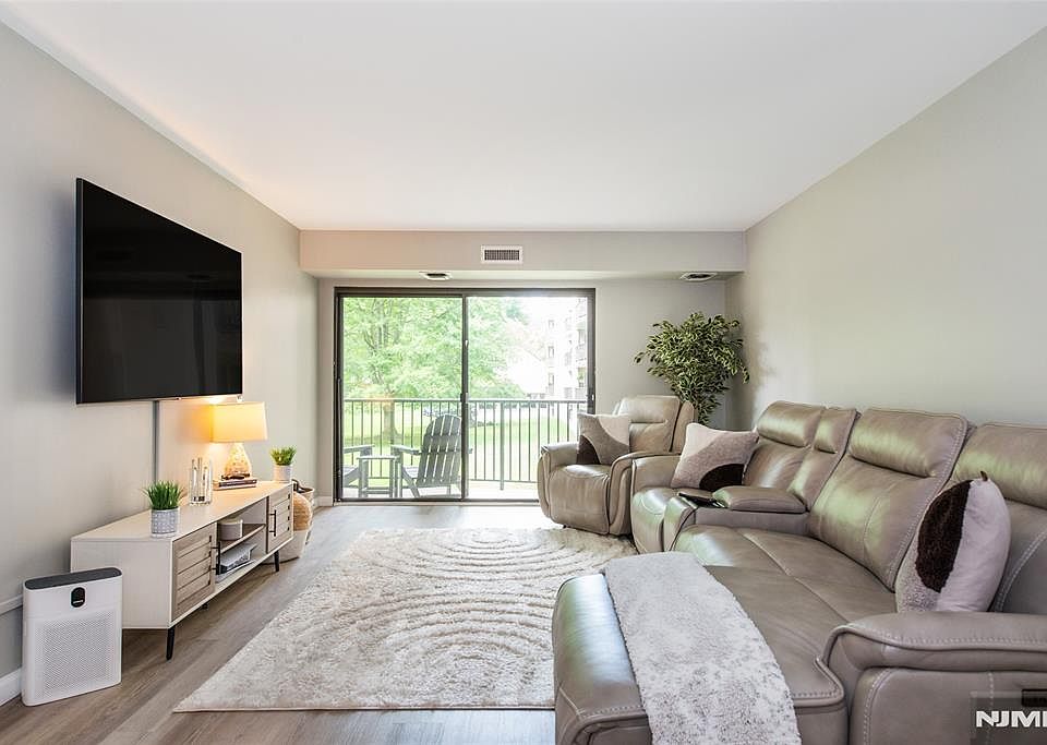 1st image of 521 Piermont Ave APT 119A