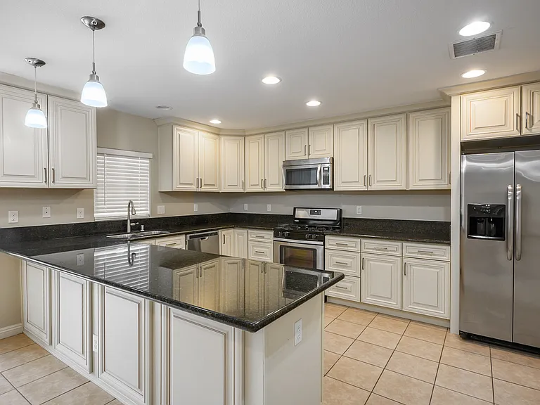 5045 Sepulveda Blvd — Photo 16