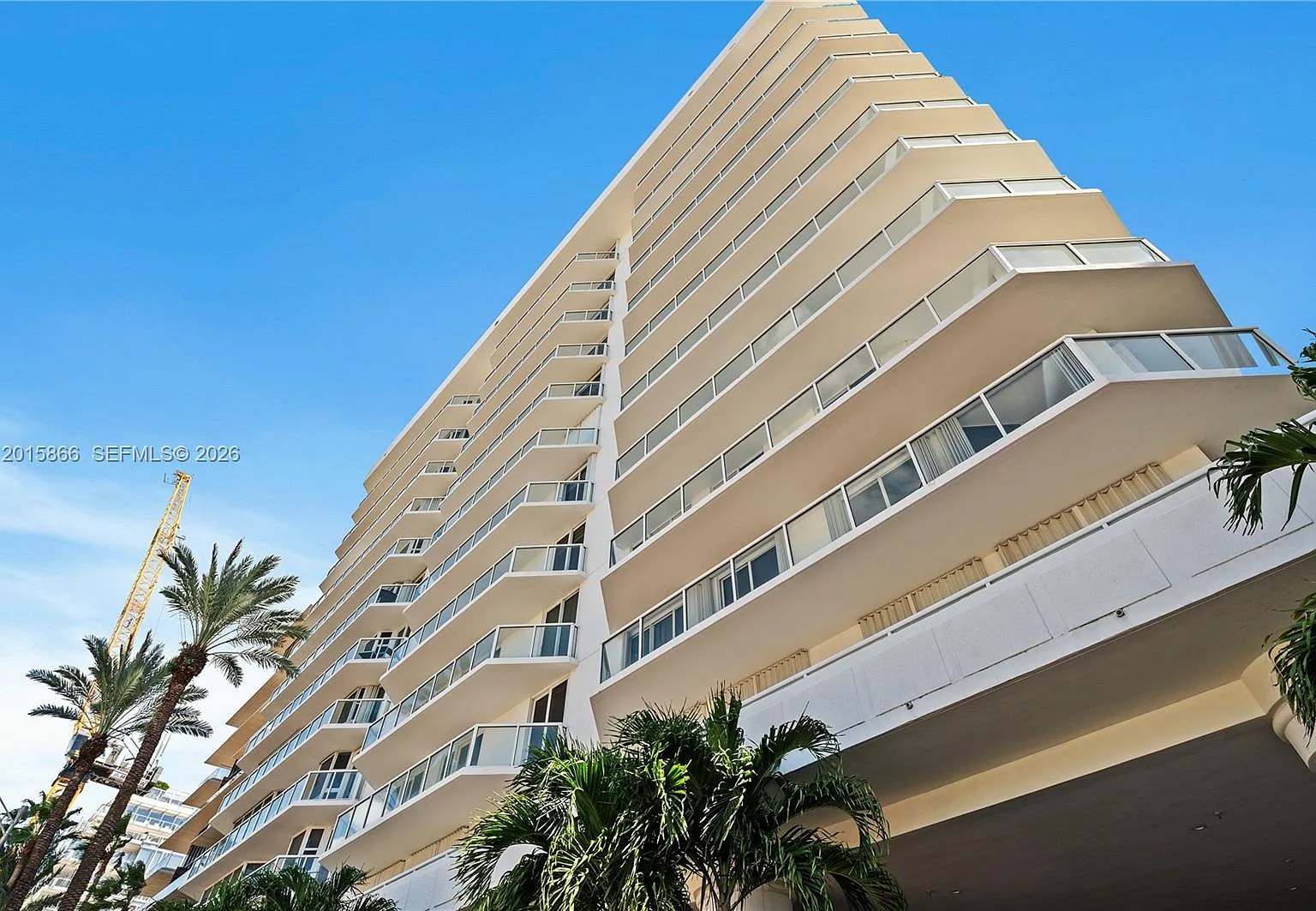 Mirage Condo — Photo 2