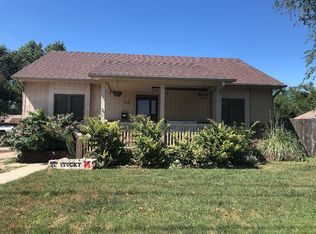 515 E 1st St, McPherson, KS 67460