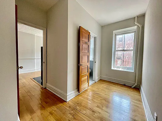 Rented by J PRESTON AND ASSOCIATES INC | media 7