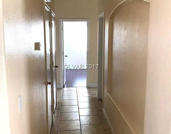 4th image of 411 Villa Espana Way