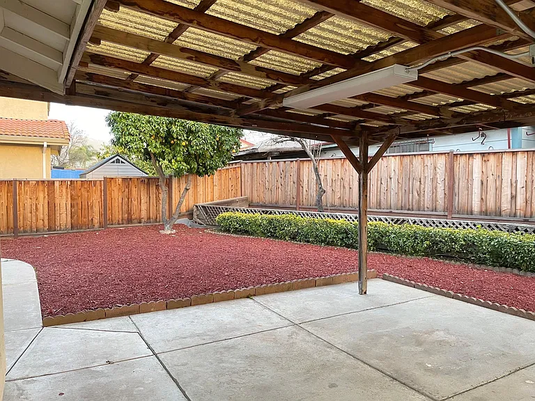 2910 Stevens Ln — Photo 20